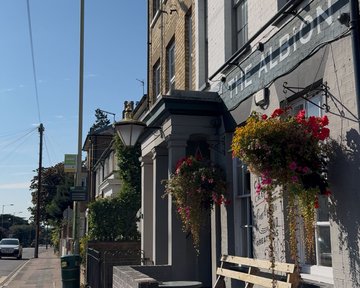 Landscape Photo Size (1).jpg